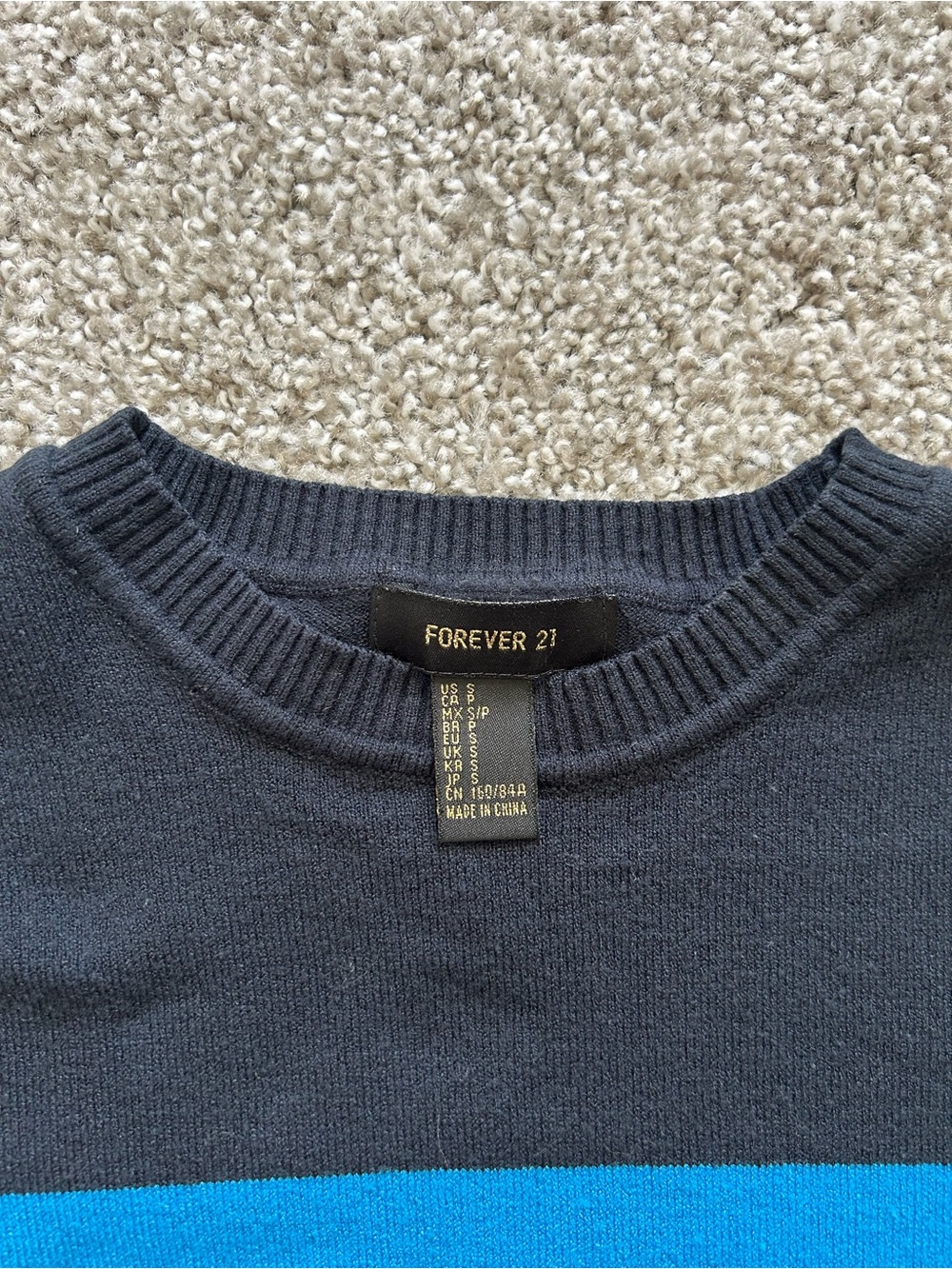 knitted tee - Picture 3 of 8